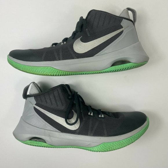 Nike Air Versitile Men's Athletic Basketball Shoes - Picture 2 of 8